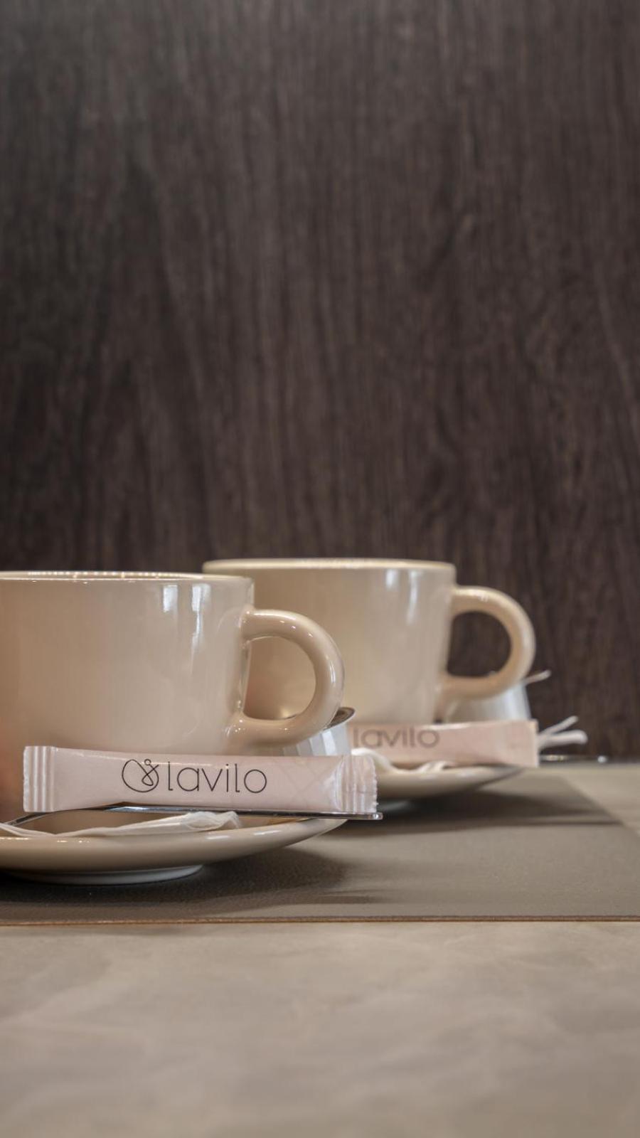 Aparthotel Lavilo Main Square Грац Екстериор снимка