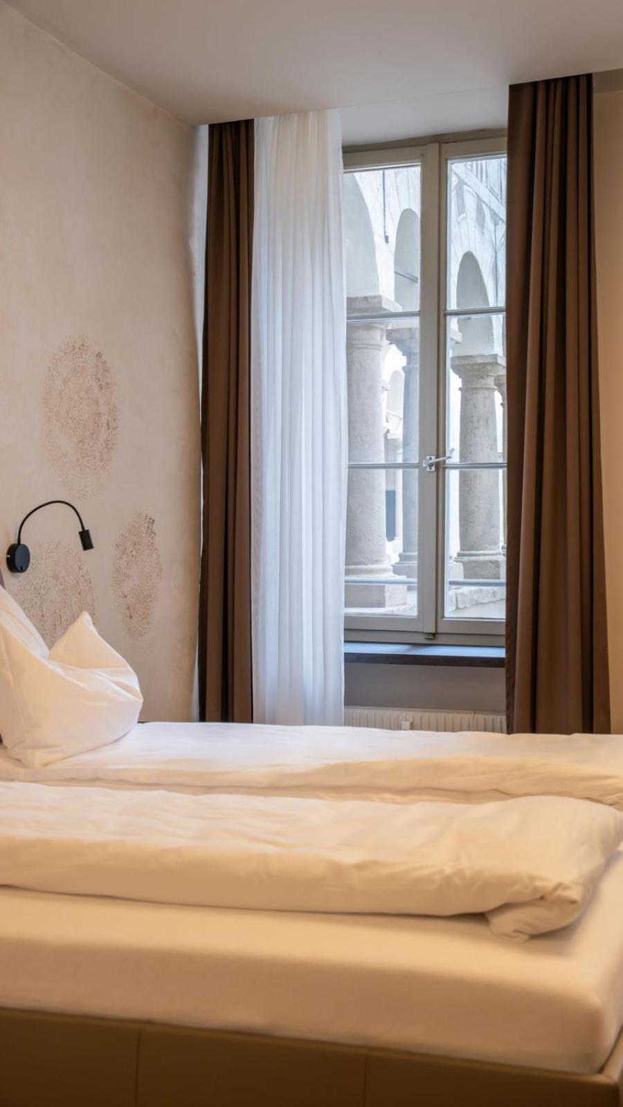 Aparthotel Lavilo Main Square Грац Екстериор снимка